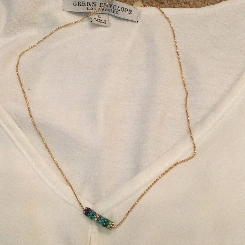NEW NEVER BEEN WORN NECKLACE